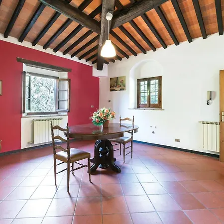 Holiday home 6 Bedroom Amazing In
