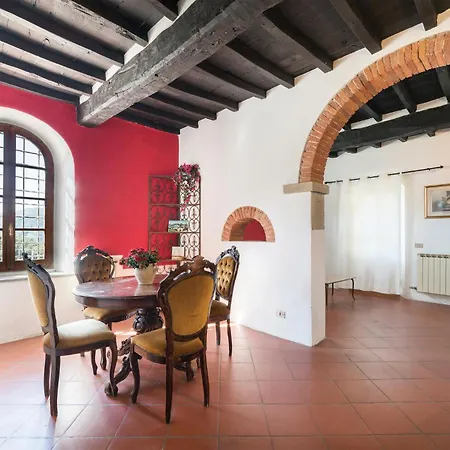 6 Bedroom Amazing In Dicomano